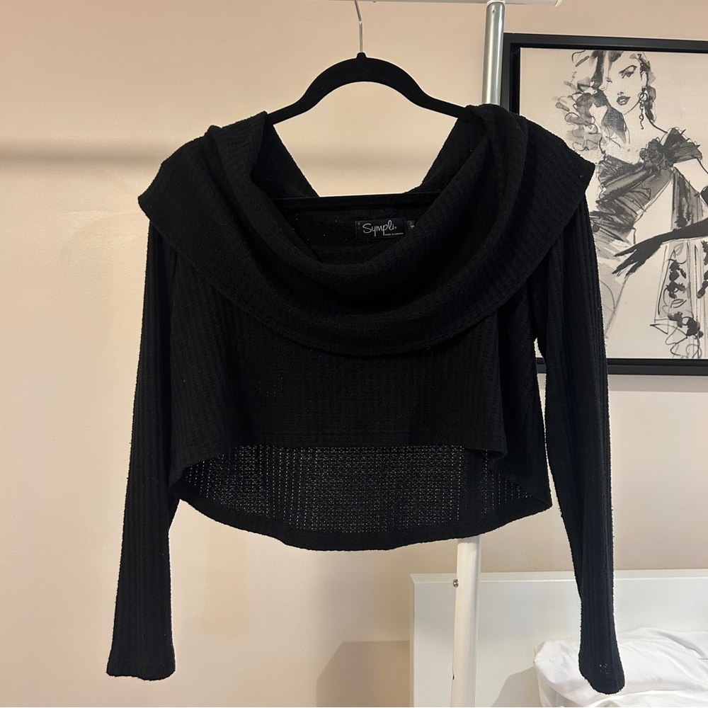 Sympli sweater topper size small